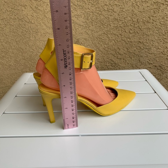 Nine West yellow leather pointy pumps sandals 8.5 - Picture 6 of 16